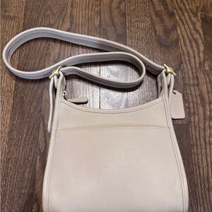 Vintage coach leather bone legacy bag